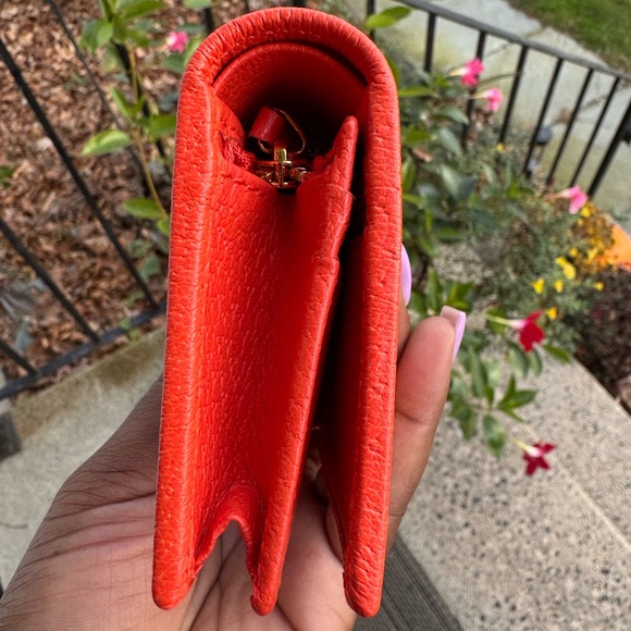 Gucci Flora GG Marmont Bifold Wallet - Picture 4 of 8